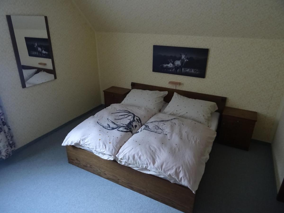 Gasthof Zum Maurer Hotel มาเรียตเซลล์ ภายนอก รูปภาพ